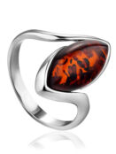 Серебряное кольцо с натуральным балтийским янтарём коньячного цвета «Амидал