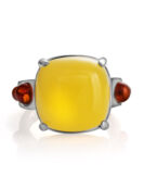 Стильное кольцо с натуральным цельным янтарем медового цвета «Троя» Amberho