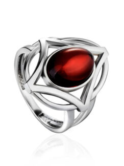 Серебряное кольцо, украшенное натуральным вишнёвым янтарём «Буссоль» Amberh