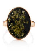 Элегантное кольцо из тёмно-зелёного янтаря в позолоченном серебре «Бенефис»