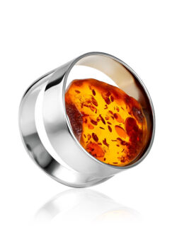 Овальное кольцо «Самум» из натурального янтаря коньячного цвета