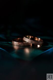Обручальные кольца (пара) с бриллиантовой фактурой  Brilliance Au.585